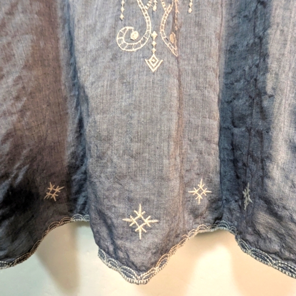 Johnny Was Blue Gray Embroidered Blouse with Relaxed Fit - Picture 6 of 7